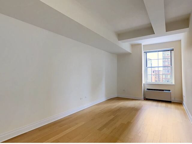 21 West Street photo