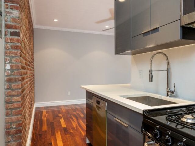 1-Bedroom at 1590 Lexington Avenue