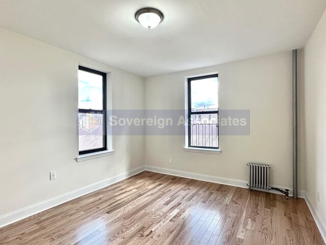 2-Bedroom at 1803 Riverside Drive