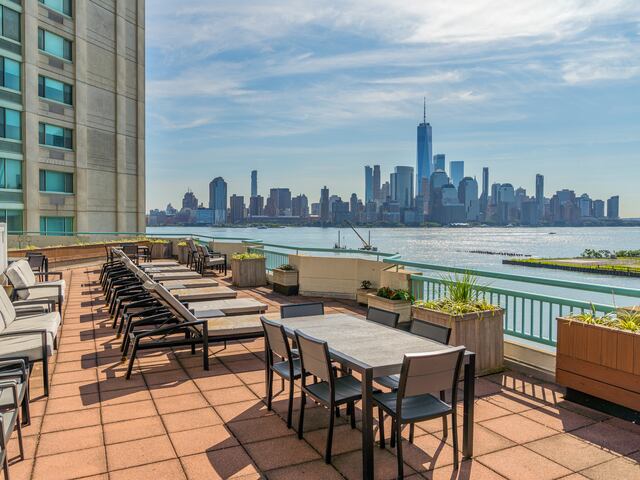 2-Bedroom at Newport: Riverside
