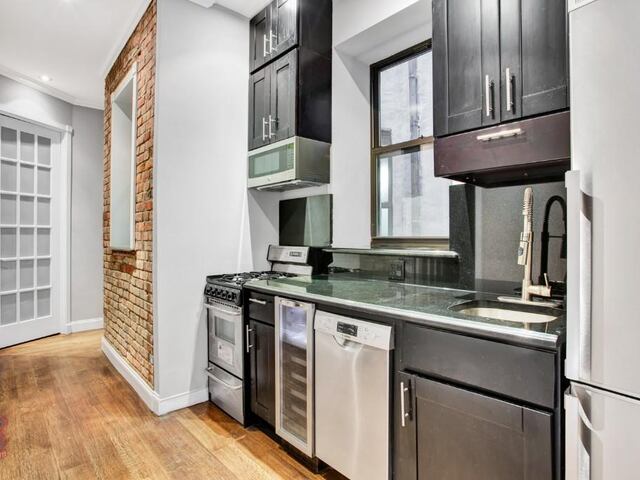 3-Bedroom at 141 Ridge Street
