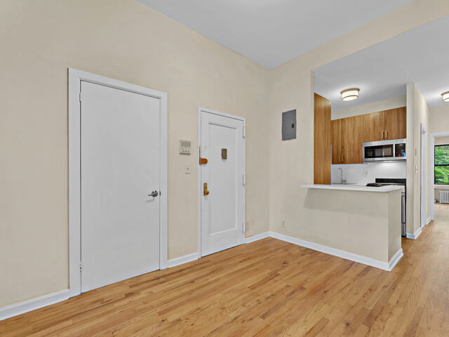 2-Bedroom at 1167 Second Avenue