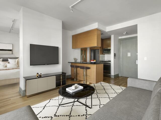Studio at Court House Apartments