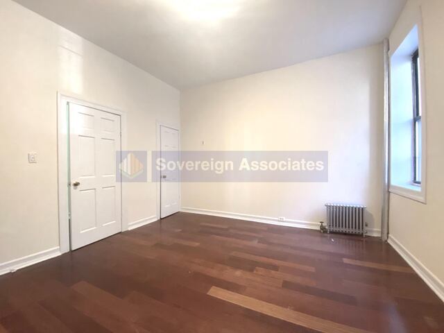 3-Bedroom at 270 Fort Washington Avenue