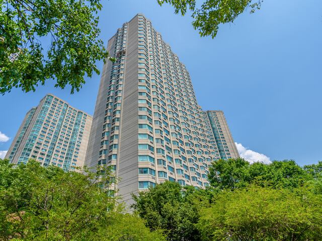 2-Bedroom at Newport: Riverside