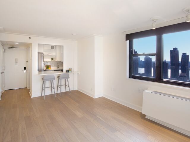 Studio at The Murray Hill Marquis