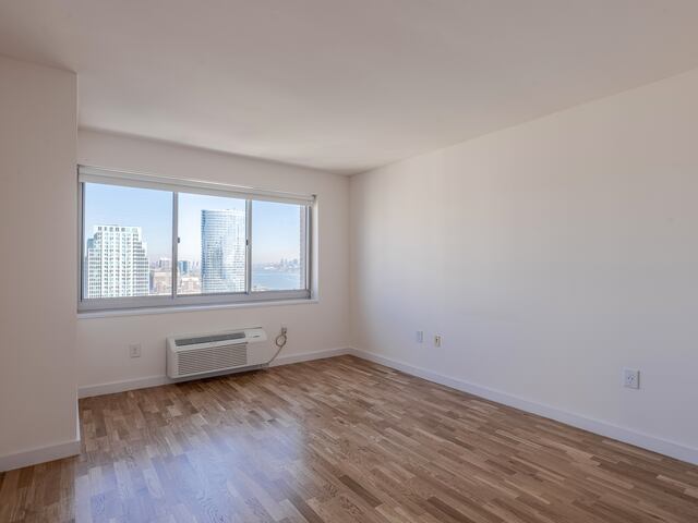 1-Bedroom at Newport: Pacific