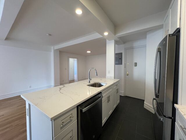 3-Bedroom at 900 West End Avenue