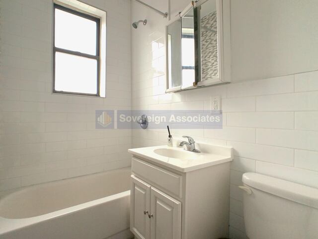 1-Bedroom at 25 Vermilyea Avenue