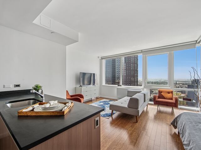 Studio at 66 Rockwell Place