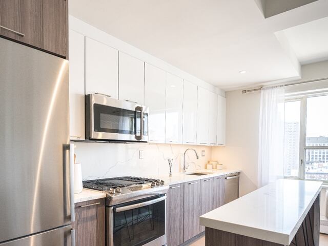 3-Bedroom at Peter Cooper Village: 541 East 20th