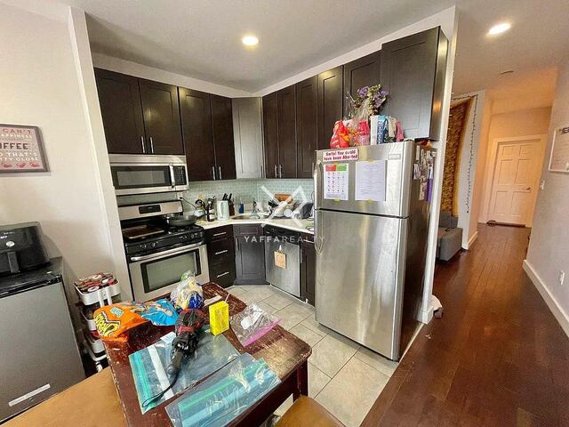 3-Bedroom at 1207 Myrtle Avenue