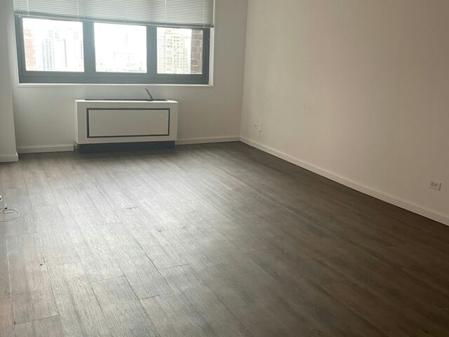 1-Bedroom at Wellesley