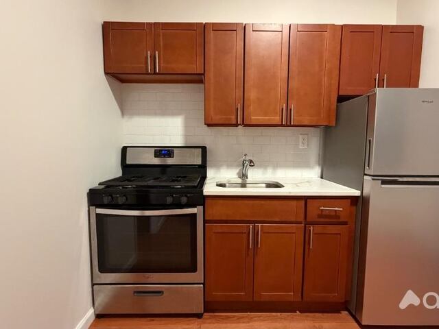 1-Bedroom at 199 Henry Street