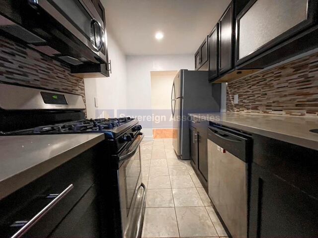 3-Bedroom at 106 Fort Washington Avenue