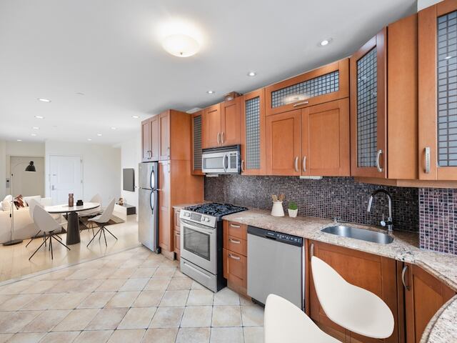 2-Bedroom at 2848 Brighton 7th Street