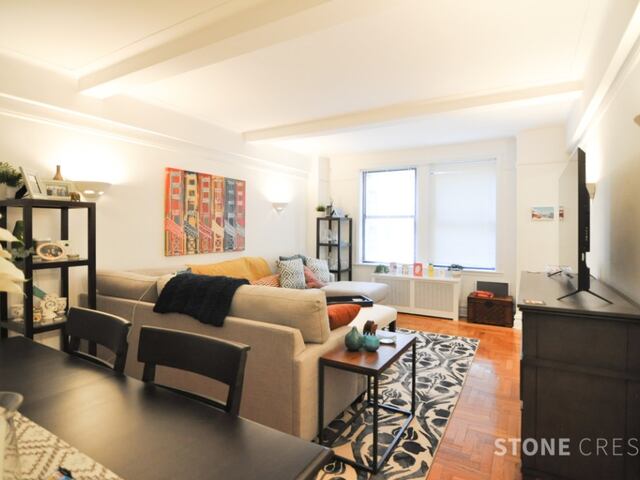 1-Bedroom at 900 West End Avenue