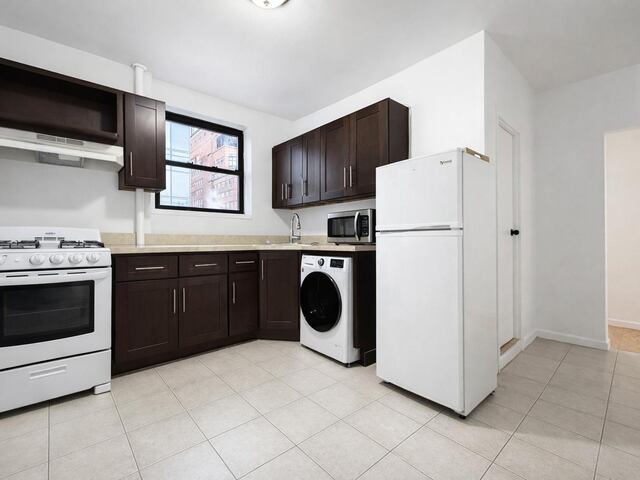 2-Bedroom at 401 East 68th Street