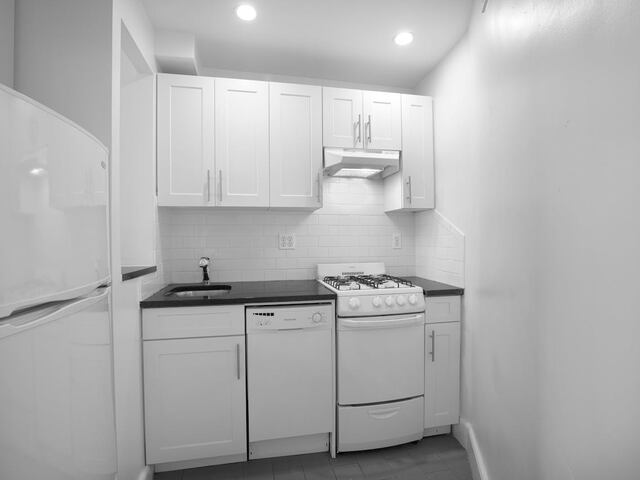 1-Bedroom at South Pierre (aka 160 West 71st)