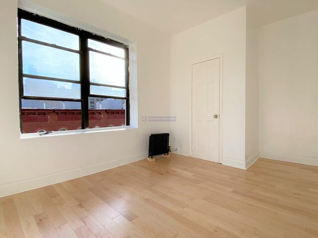 4-Bedroom at 201 West 105th Street