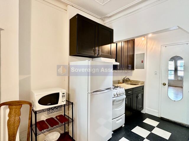 Studio at 309 West 107th Street