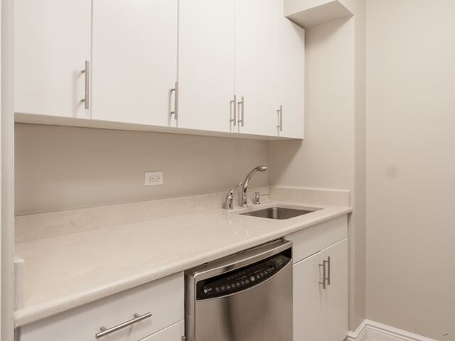 1-Bedroom at 30 Lincoln Plaza
