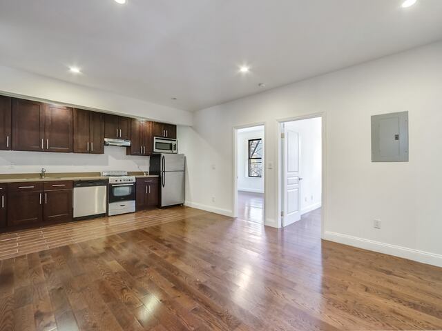 5-Bedroom at 285 St. Nicholas Avenue