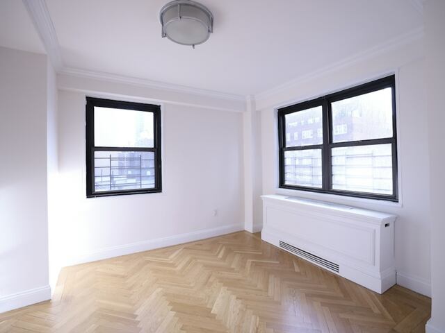 2-Bedroom at Yorkshire Towers