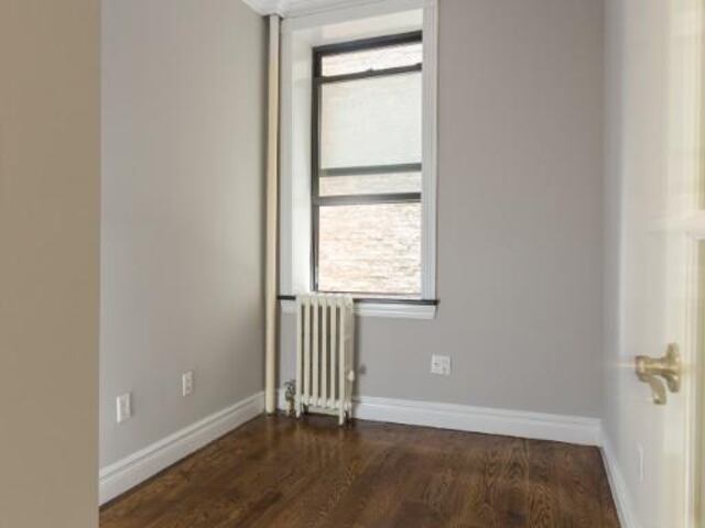 2-Bedroom at 330 East 35th Street