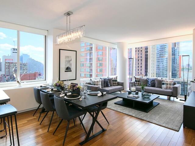 2-Bedroom at The Encore