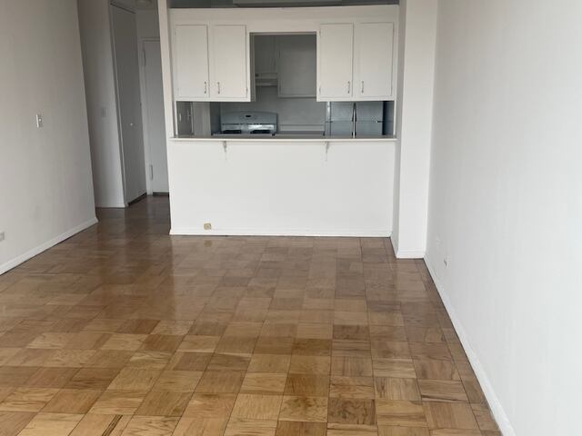 1-Bedroom at Wellesley