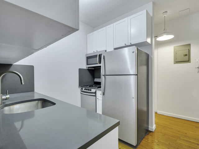 1-Bedroom at 121 Madison Avenue