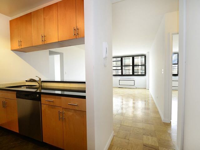 1-Bedroom at Wellesley