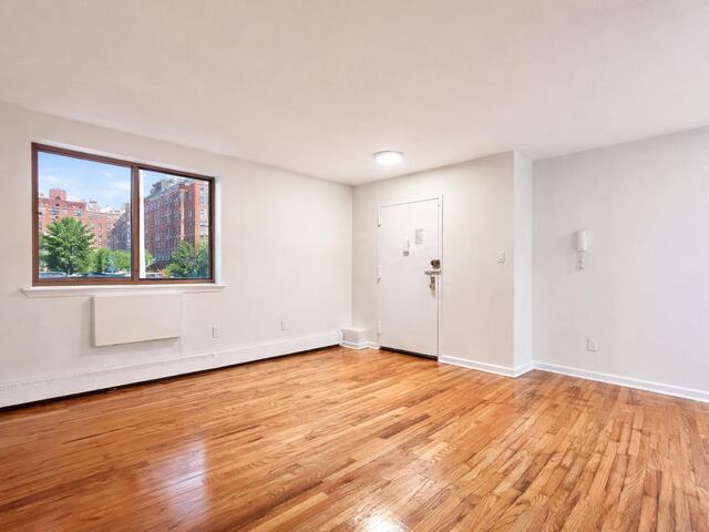 1-Bedroom at 47 Cooper Street