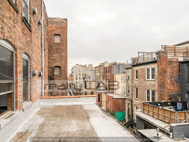 Studio at 1236 Atlantic Avenue