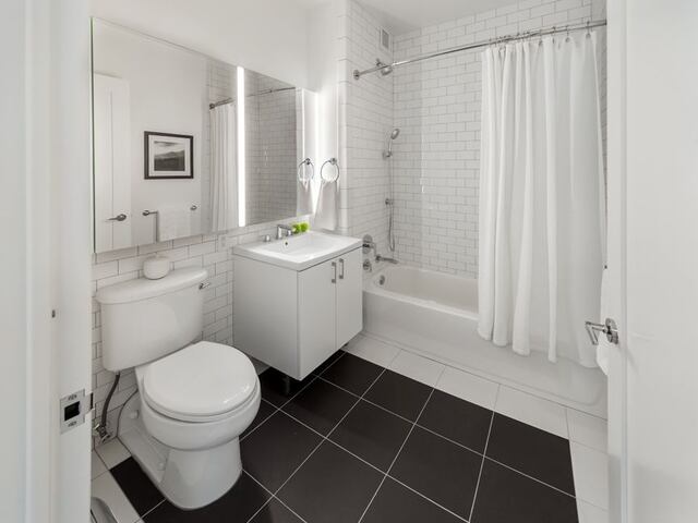 1-Bedroom at 70 Pine Street