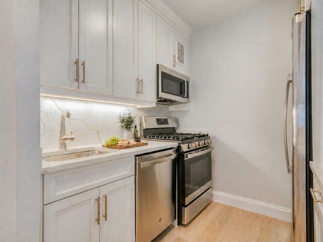 1-Bedroom at One Lincoln Plaza