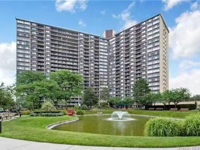 2-Bedroom at 2 Bay Club Drive