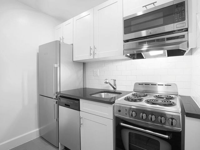 Studio at 24 Fifth Avenue
