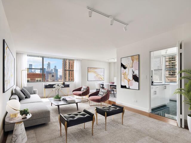 2-Bedroom at The Regent