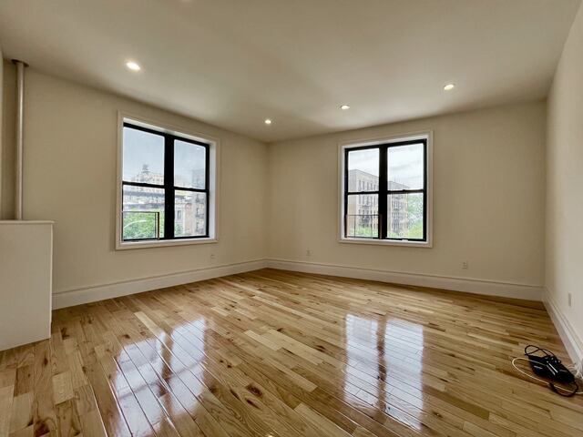 2-Bedroom at 935 Saint Nicholas Avenue