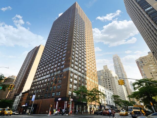 1-Bedroom at Wellesley