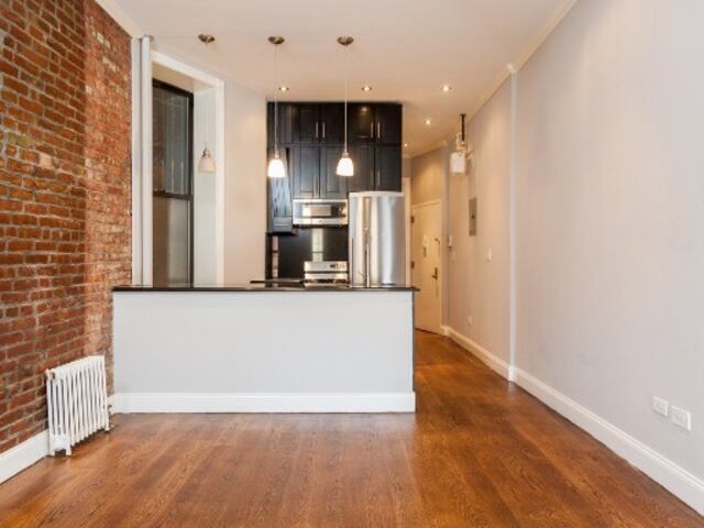 2-Bedroom at 60 Avenue B