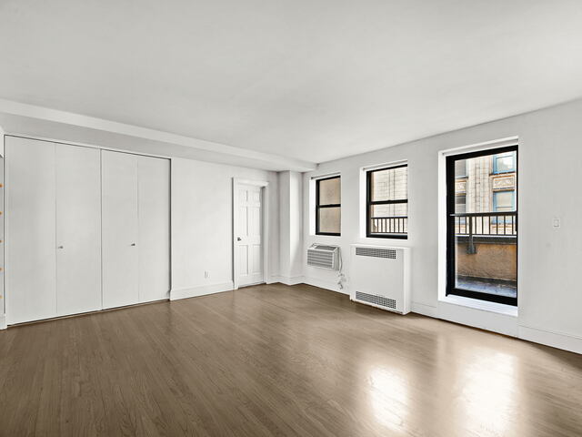 4-Bedroom at 121 Madison Avenue