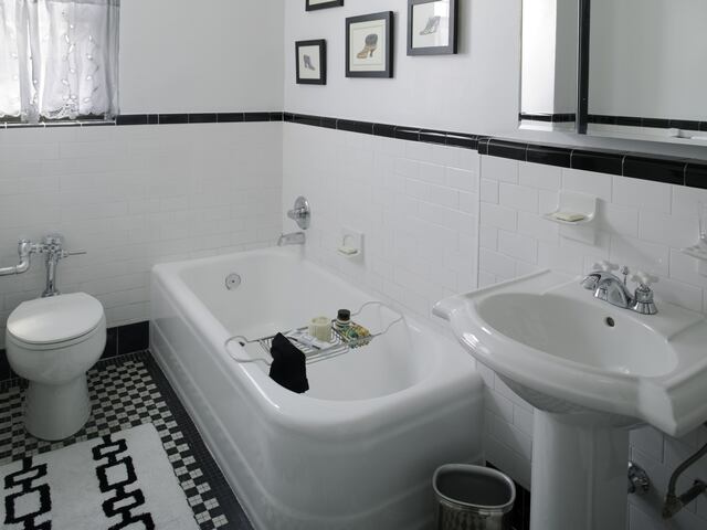 1-Bedroom at London Terrace Gardens: 425 West 23rd