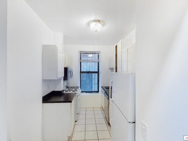 4-Bedroom at 180 Claremont Avenue