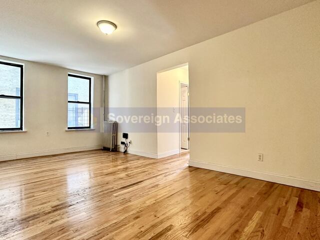2-Bedroom at 1803 Riverside Drive
