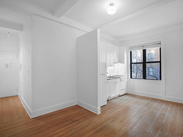 1-Bedroom at 19 West 69th Street