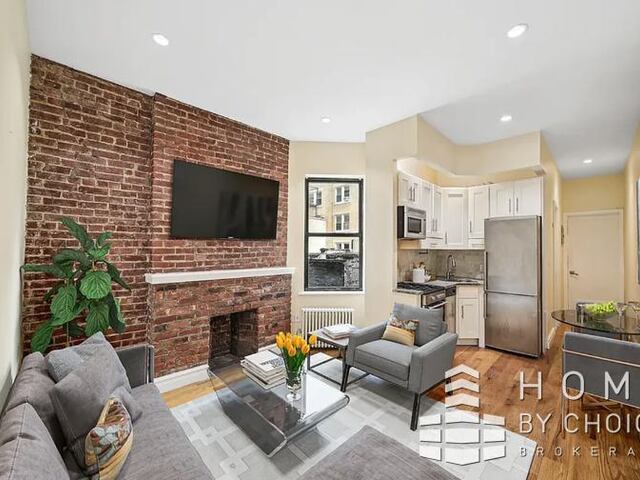 2-Bedroom at 162 East 82nd Street