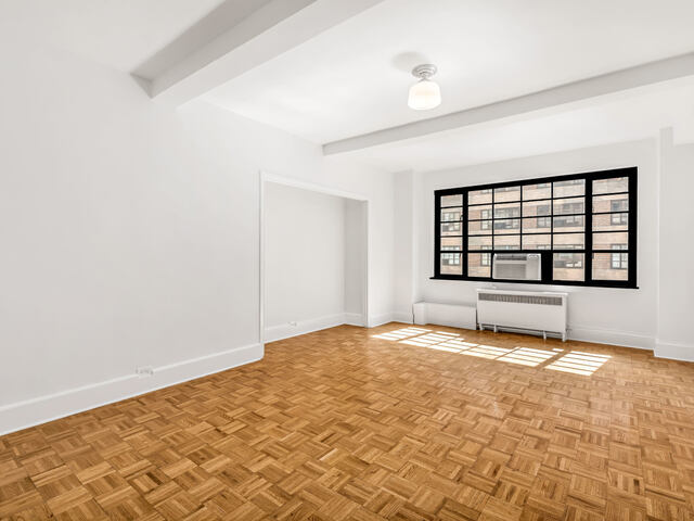 Studio at The Beaux Arts: 307 East 44th